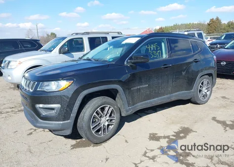 2019 Jeep Compass Latitude 4X4 from USA, damaged, VIN 3C4NJDBB8KT792610